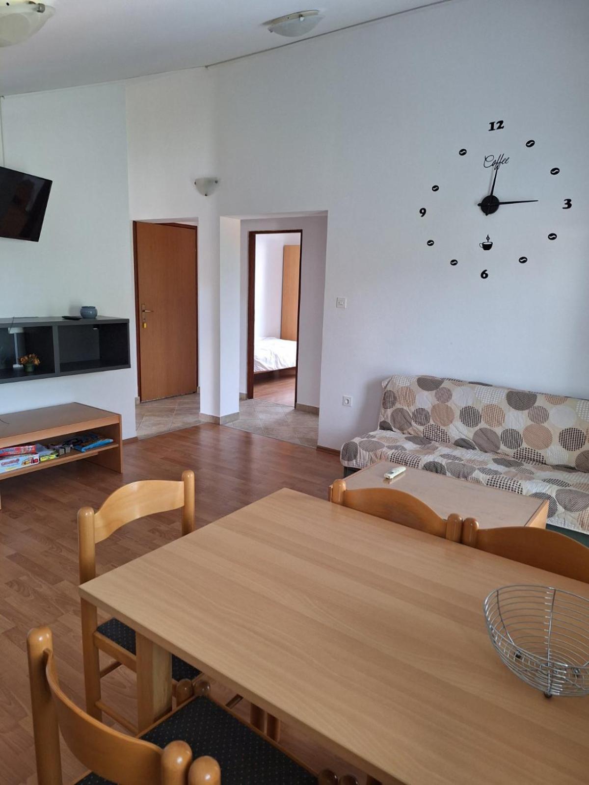 Apartmani Romana Punat Esterno foto